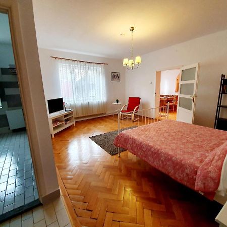 Luk Old Town Apartment 锡比乌 外观 照片