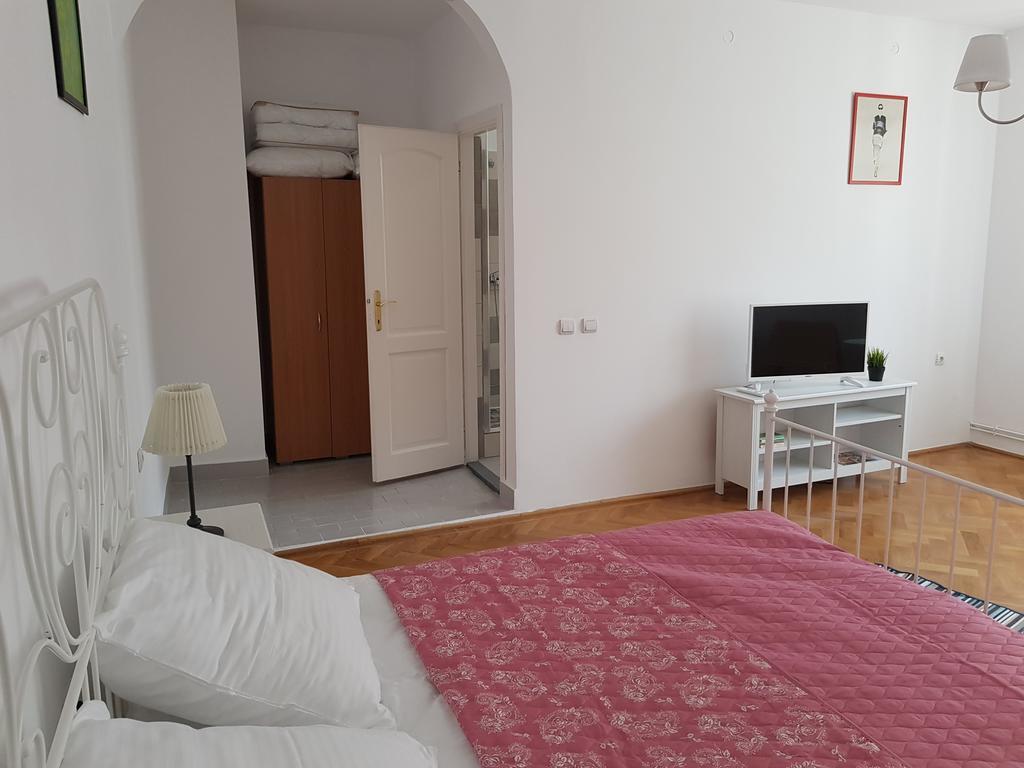 Luk Old Town Apartment 锡比乌 外观 照片