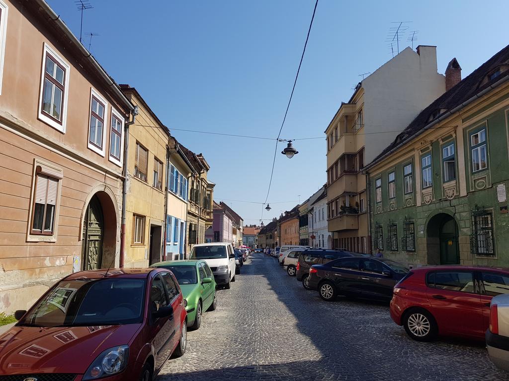 Luk Old Town Apartment 锡比乌 外观 照片