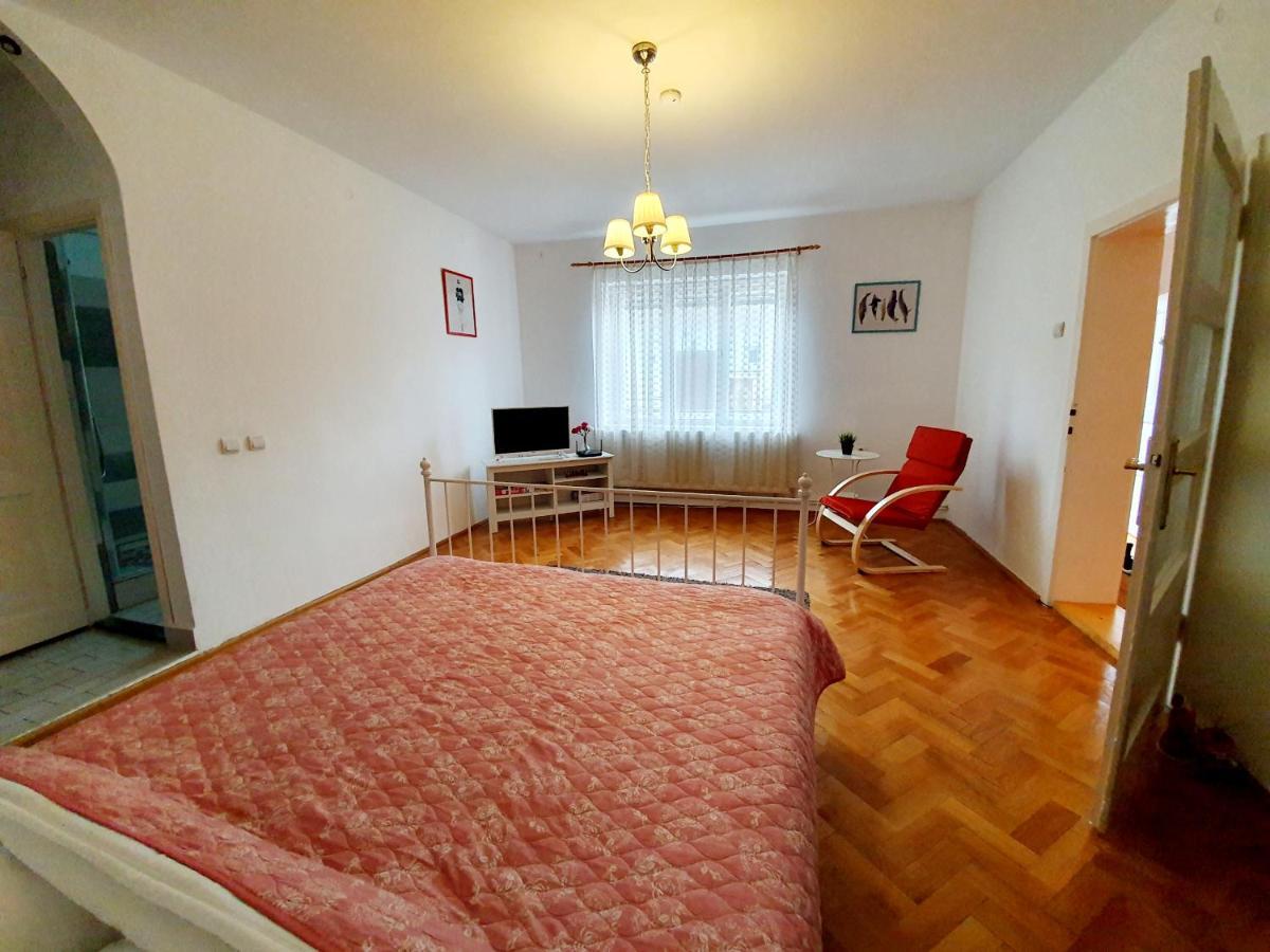 Luk Old Town Apartment 锡比乌 外观 照片